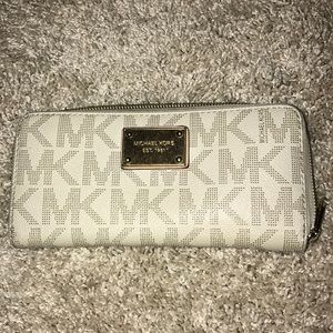 MK wallet